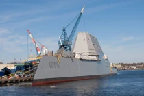 Khó đỡ: Siêu hạm DDG-1000 Mỹ tác chiến mà...không có đạn