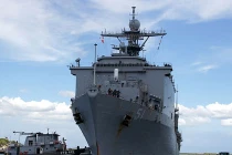 Bên trong siêu tàu đổ bộ USS Oak Hill Mỹ có gì đặc biệt? (1)