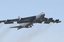 S-400 phủ kín Kaliningrad, B-52 chớ có manh động kẻo tan tành