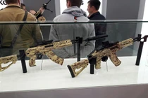Bất ngờ dàn vũ khí mới của nhà sản xuất súng AK