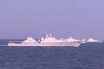 Đội tàu tên lửa Hải quân Việt Nam dàn hàng xuất hiện trên truyền hình