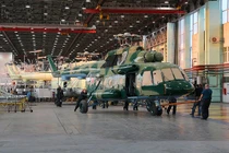 Thăm quan nhà máy trực thăng lâu đời nhất của Nga