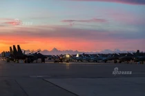 Mục kích hàng chục chiến đấu cơ Mỹ-Hàn tập trận Red Flag (1)