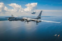 Đồng minh Mỹ lo ngại việc Nga đưa máy bay ném bom đến Indonesia