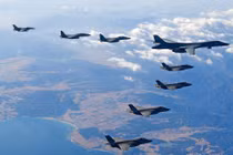 Triều Tiên liệu có run sợ khi xem xong những hình này?