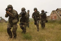 Quân đội Pháp rất mạnh ở châu Âu, nhưng rất "mỏng manh" trước Nga