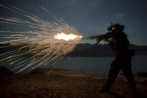 Dễ dàng khắc phục điểm yếu súng trường AK-47 Việt Nam