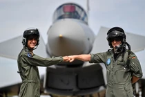 Tại sao phi công của Không quân Đức không đáp ứng yêu cầu của NATO?