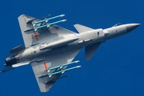 Gạ bán tiêm kích J-10, Trung Quốc "mượn" tay Pakistan chống lại Ấn Độ?