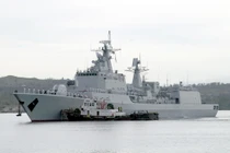 Trung Quốc và Iran đua nhau lắp giếng phóng cho tàu chiến cũ