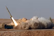 Mỹ khiếp vía tên lửa đạn đạo diệt hạm của Iran