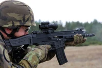 Cận cảnh súng trường CZ 806 Bren 2 của Czech