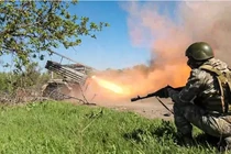 Nga cắt tuyến hậu cần, 4000 quân Ukraine bị vây hãm ở Kursk