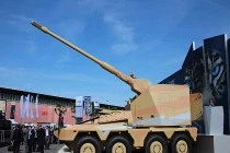 Lộ tính năng pháo tự hành cực kỳ hiện đại của Đức