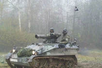 Ngạc nhiên sức mạnh xe bọc thép tí hon của Đức