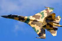 Phi công Mỹ thực sự “chết khiếp” tiêm kích Su-35 Nga