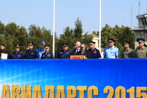 Theo dõi khai mạc đọ sức không quân quốc tế Aviadarts 2015