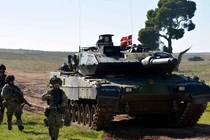 Đan Mạch đồng thuận bắt buộc nhập ngũ cho nữ giới