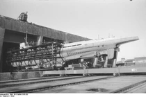 Kinh ngạc quy mô căn cứ tàu ngầm U-boat của Đức