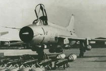 Hồ sơ chi tiết quá trình phát triển máy bay Su-17/22 (3)