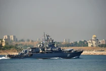 Hạm đội Biển Đen Nga tập trận đáp trả NATO