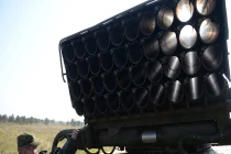 Nga muốn thay thế pháo phản lực Grad-M trên tàu chiến