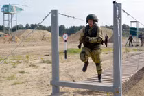 Ngỡ ngàng nguồn gốc quân phục công binh Việt Nam thi đấu ở Nga