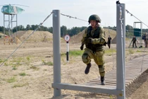 Ngỡ ngàng nguồn gốc quân phục công binh Việt Nam thi đấu ở Nga