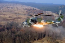 Đẩy trực thăng Mi-24 “về vườn” để rước AH-1Z: Sai lầm chết người!