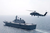 Nhận mặt 10 tàu đổ bộ “khủng” nhất hiện nay (2)