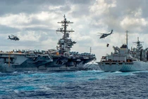 Tàu sân bay Mỹ - Ấn sẵn sàng đáp trả thách thức từ Trung Quốc