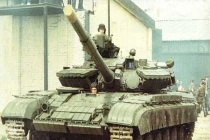 Vén màn bí mật chiếc xe tăng “lạ” Ukraine thu giữ