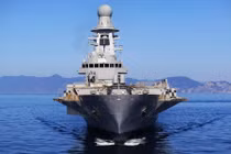 Bất ngờ với tàu sân bay trực thăng nhỏ nhất thế giới của Ý