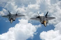 Tin động trời: Trung Quốc phát hiện F-22 ở Biển Hoa Đông