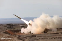 Hoang mang dàn vũ khí Iran đối phó B-52, Tomahawk