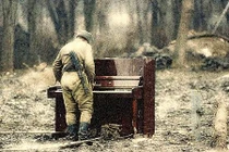 Thán phục độ liều của "văn công hỏa tuyến“ trên chiến trường