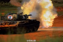 Trung Quốc tung ảnh xe tăng Type 59D nã đạn hoành tráng