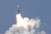 Anh “loay hoay” nên hay không nên cắt giảm hạt nhân