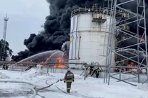 Quân đội Nga đứng trước thiếu xăng trước đòn tấn công của Ukraine