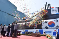 Toàn cảnh lễ hạ thủy tàu ngầm Type 214 của Hàn Quốc