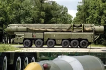 Nga tăng cường khả năng phòng thủ hạt nhân và phát triển tên lửa đạn đạo