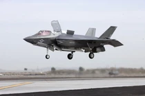 Tiêm kích tàng hình F-35B tới Nhật Bản báo hiệu điều gì?