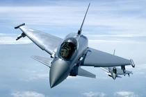 Lộ quốc gia thứ 8 mua siêu tiêm kích Typhoon