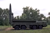 Tên lửa Iskander-M đã có mặt ở Syria, Mỹ-Israel coi chừng