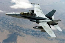 F-18E/F vẫn là tiêm kích hạm chủ lực của Mỹ đến 20 năm nữa