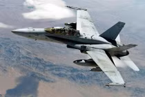 F-18E/F vẫn là tiêm kích hạm chủ lực của Mỹ đến 20 năm nữa