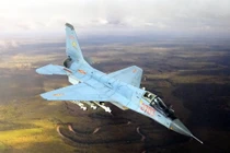 Niềm tự hào của Trung Quốc có phải là bản sao tiêm kích MiG-33?