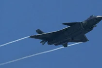 Giải mã màu sơn mới của tiêm kích J-20 Trung Quốc