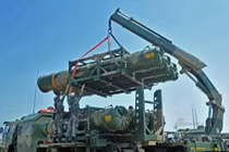 Tên lửa Hồng Kỳ-16 phải chăng là phiên bản Buk kiểu Trung Quốc?