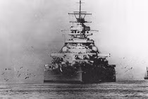 Khám phá 5 thiết giáp hạm khủng khiếp nhất mọi thời đại 